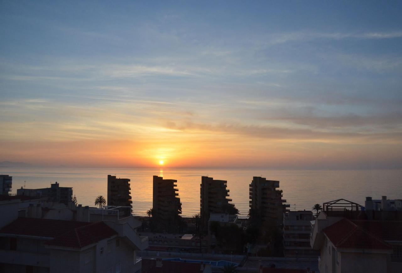 Stunning Sea Views At Just 270 M From The Beach Ареналес дел Сол Екстериор снимка
